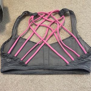 Lululemon free to be bra, size 6